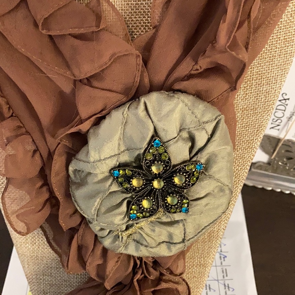 Large Textile Brooch Pin - Picture 2 of 6